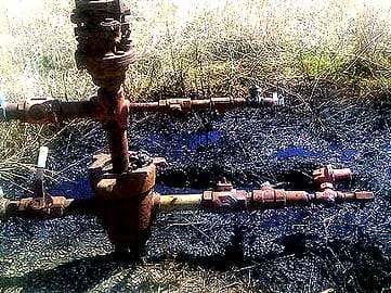 creek-county-abandoned-oil-well-a-leaky-mess.1269369986000-1