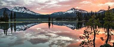 This image has an empty alt attribute; its file name is sparks-lake-south-sister-brokentop-oregon-cascades-1920-6716-6455.jpg